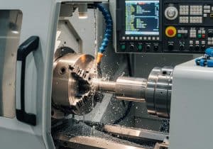 Torni CNC: come cambia la produzione nell’era dell’automazione intelligente